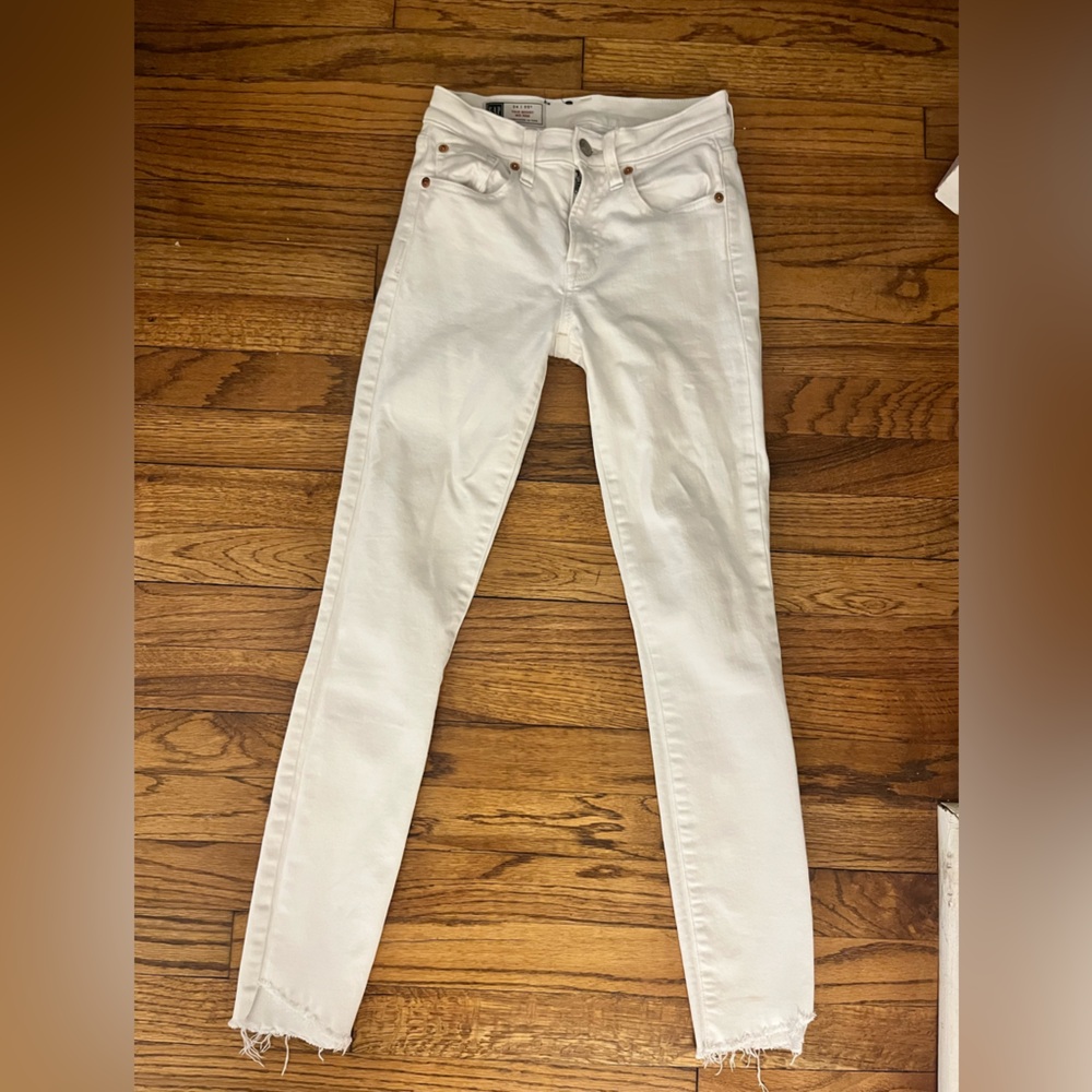 GAP White Skinny Jeans Classic Style